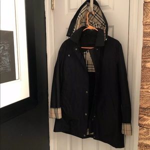 BURBERRY Ladies BLACK rain Coat - Size 12R PLAID